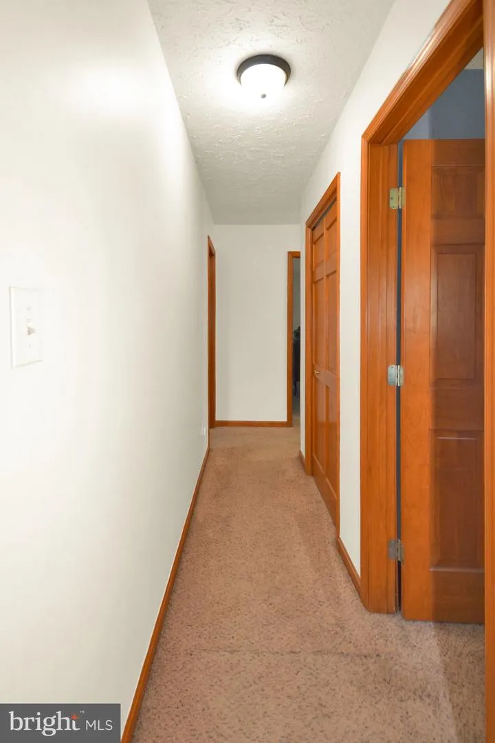 215 OPAL DRIVE Chambersburg, PA 17202