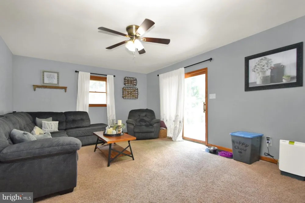 215 OPAL DRIVE Chambersburg, PA 17202