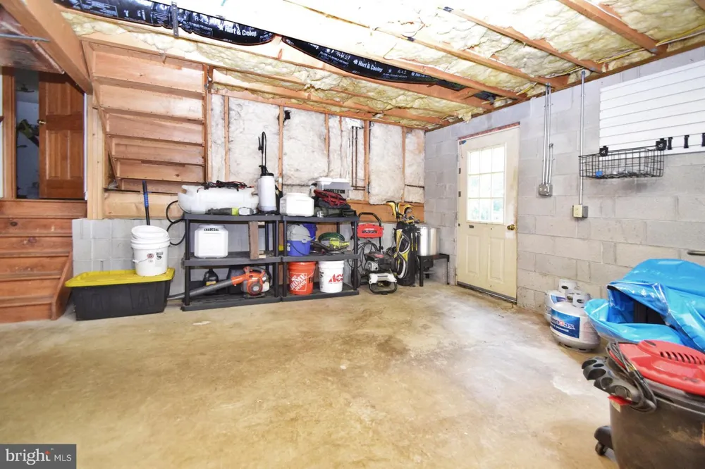 215 OPAL DRIVE Chambersburg, PA 17202