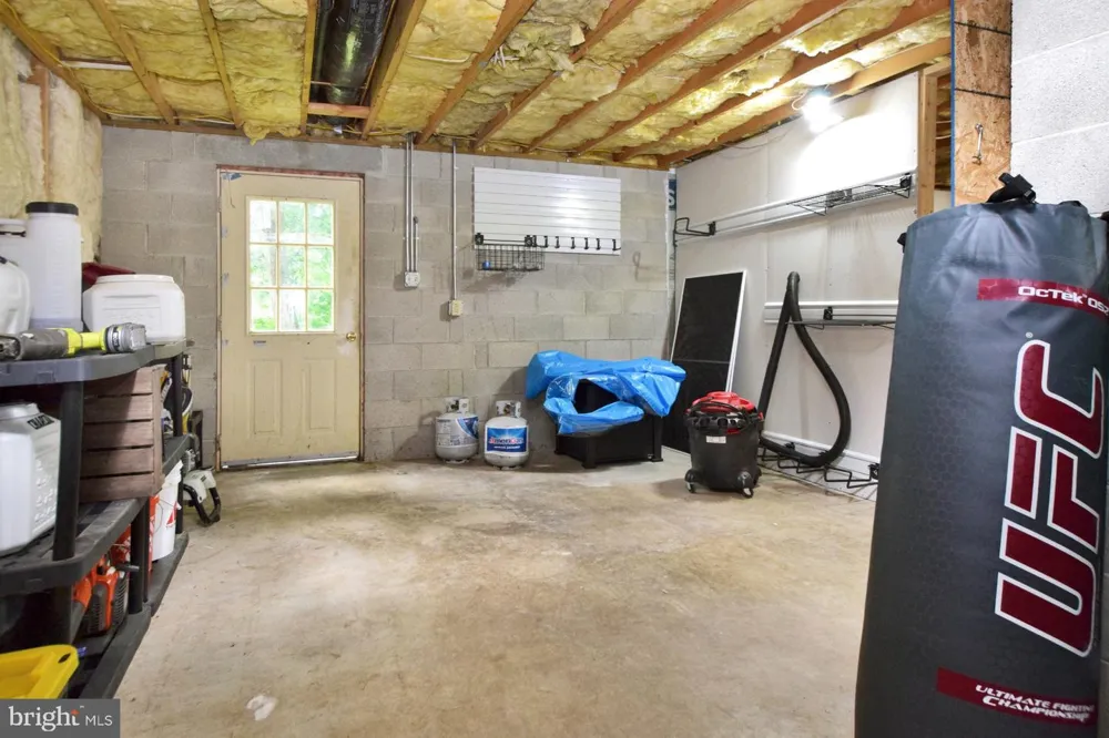 215 OPAL DRIVE Chambersburg, PA 17202