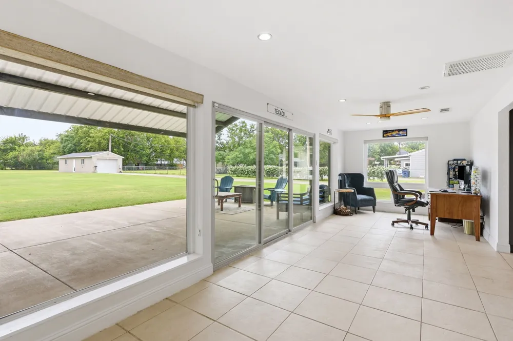 2815 Roosevelt Drive Dalworthington Gardens, TX 76016