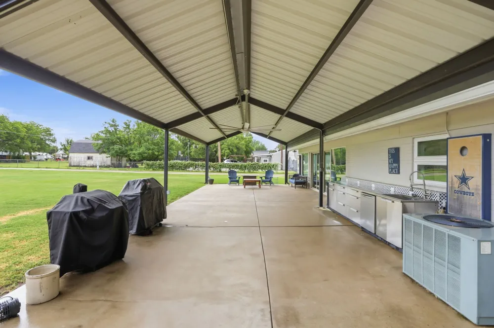 2815 Roosevelt Drive Dalworthington Gardens, TX 76016
