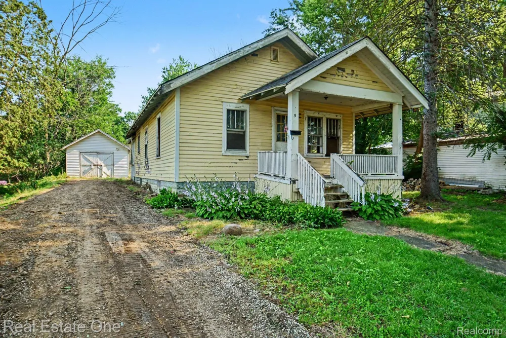5 3rd Street Yale City, MI 48097