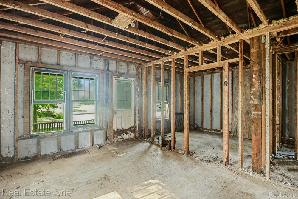 5 3rd Street Yale City, MI 48097