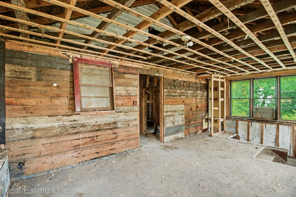 5 3rd Street Yale City, MI 48097