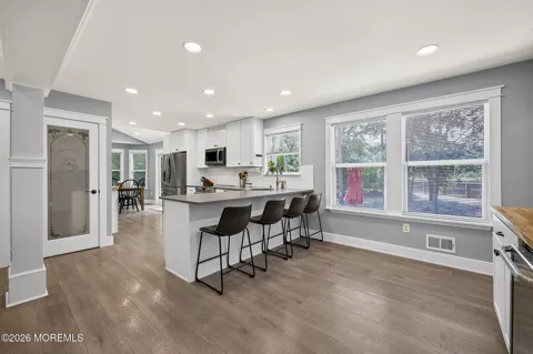 1431 Reed Road