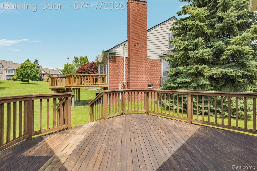 44562 Aspen Ridge Drive Northville Township, MI 48168