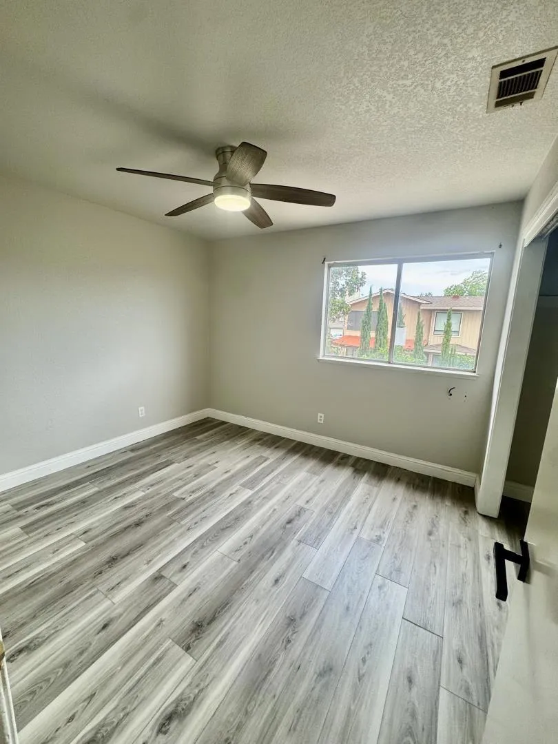 1224 Mohr Circle Manteca, CA 95337