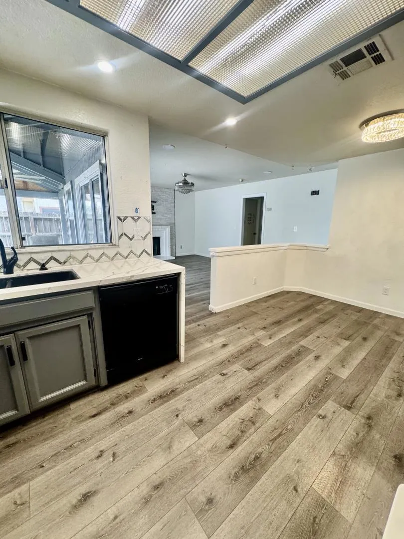 1224 Mohr Circle Manteca, CA 95337