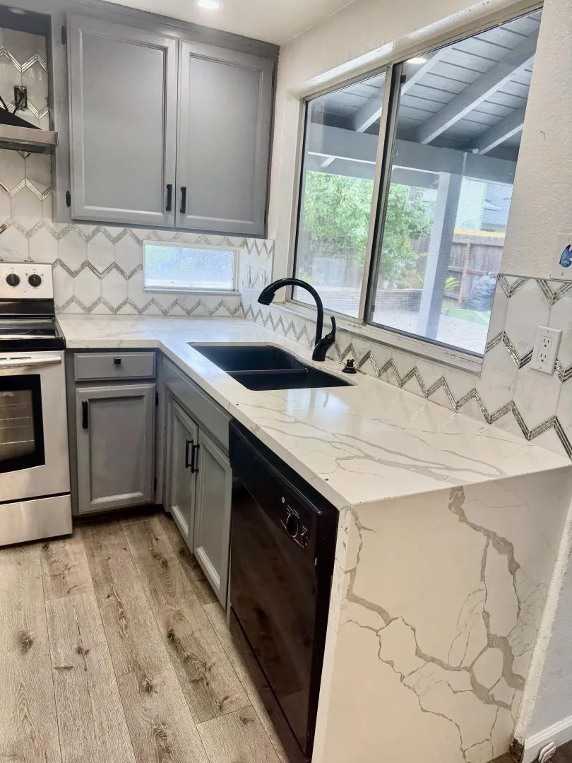 1224 Mohr Circle Manteca, CA 95337