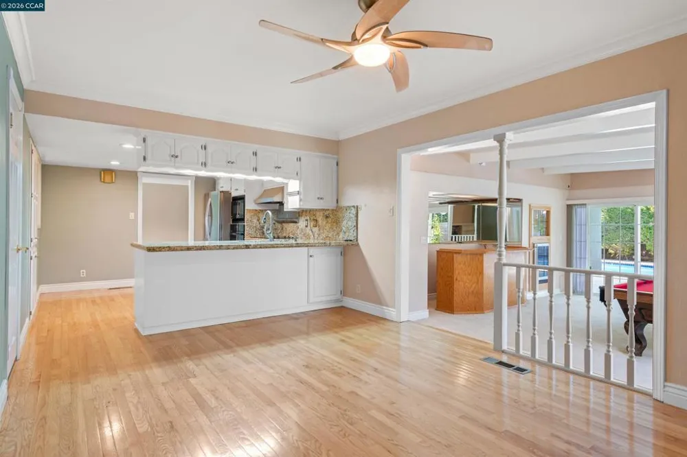 1250 Rolling Hill Ct Martinez, CA 94553