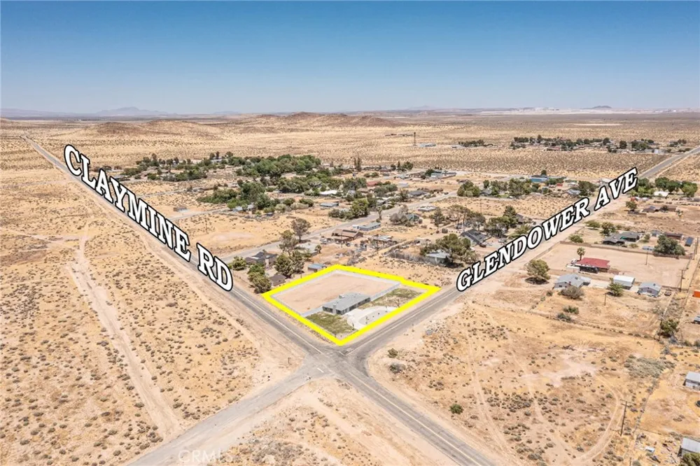 16621 Glendower Edwards, CA 93523