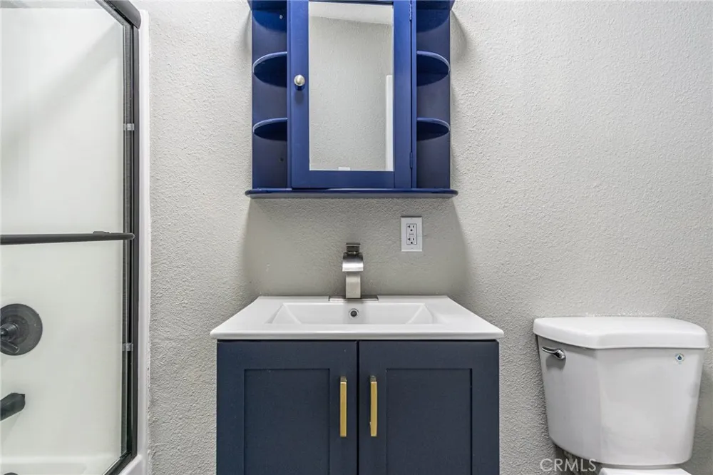 16621 Glendower Edwards, CA 93523