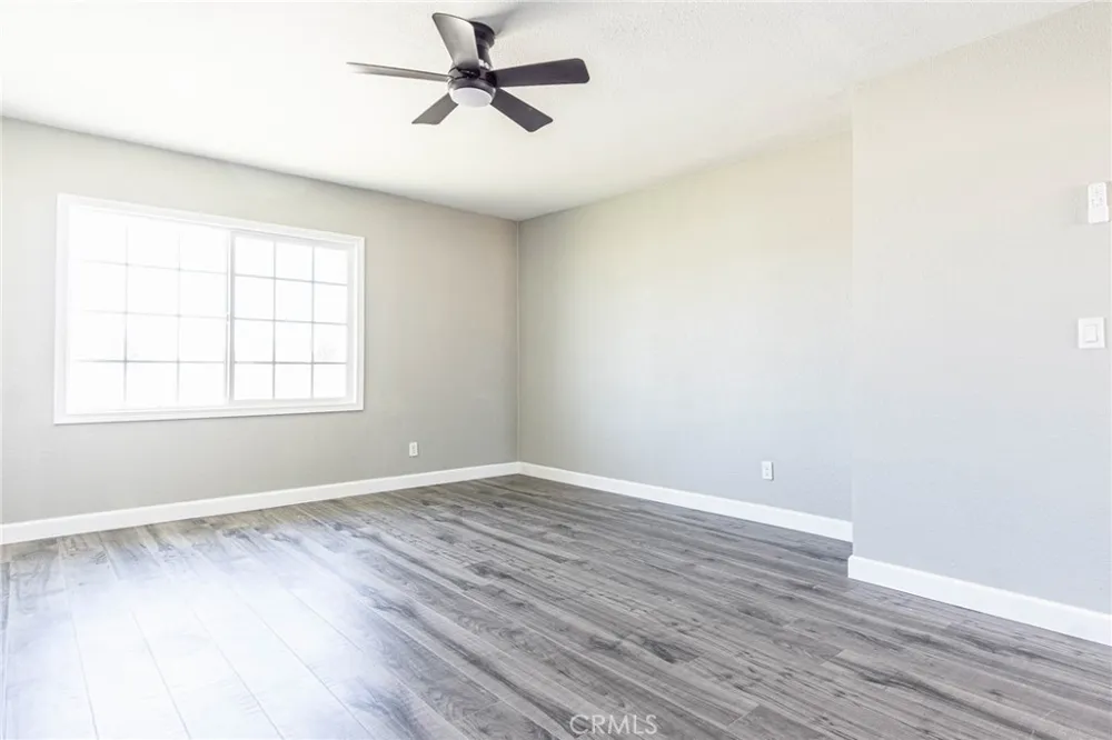 16621 Glendower Edwards, CA 93523
