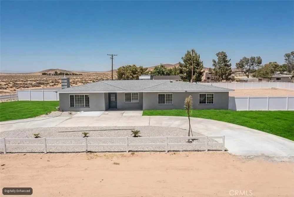 16621 Glendower Edwards, CA 93523