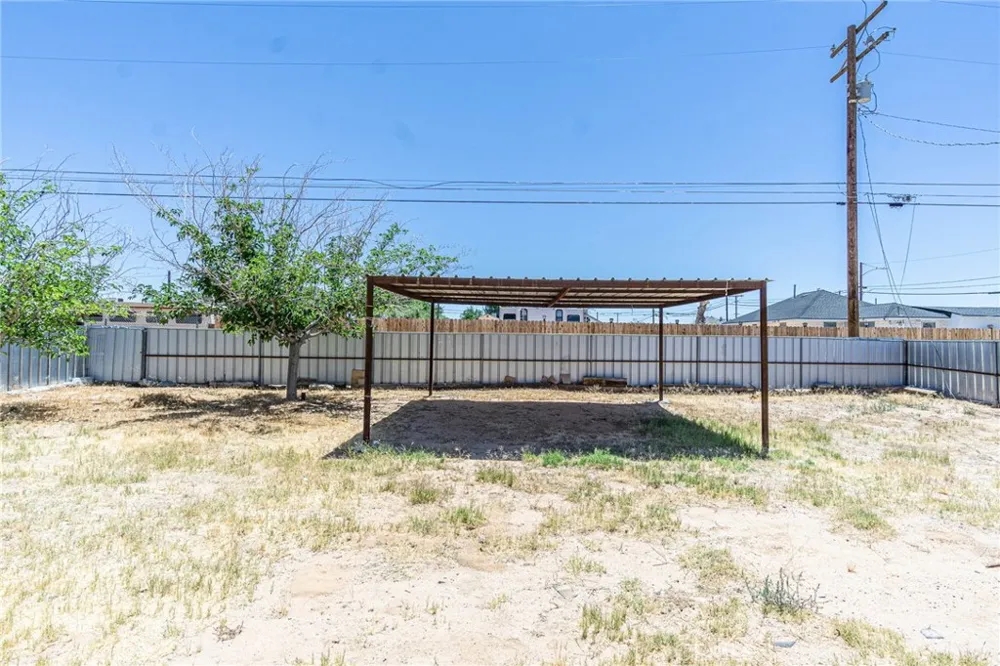26934 Jessie Boron, CA 93516
