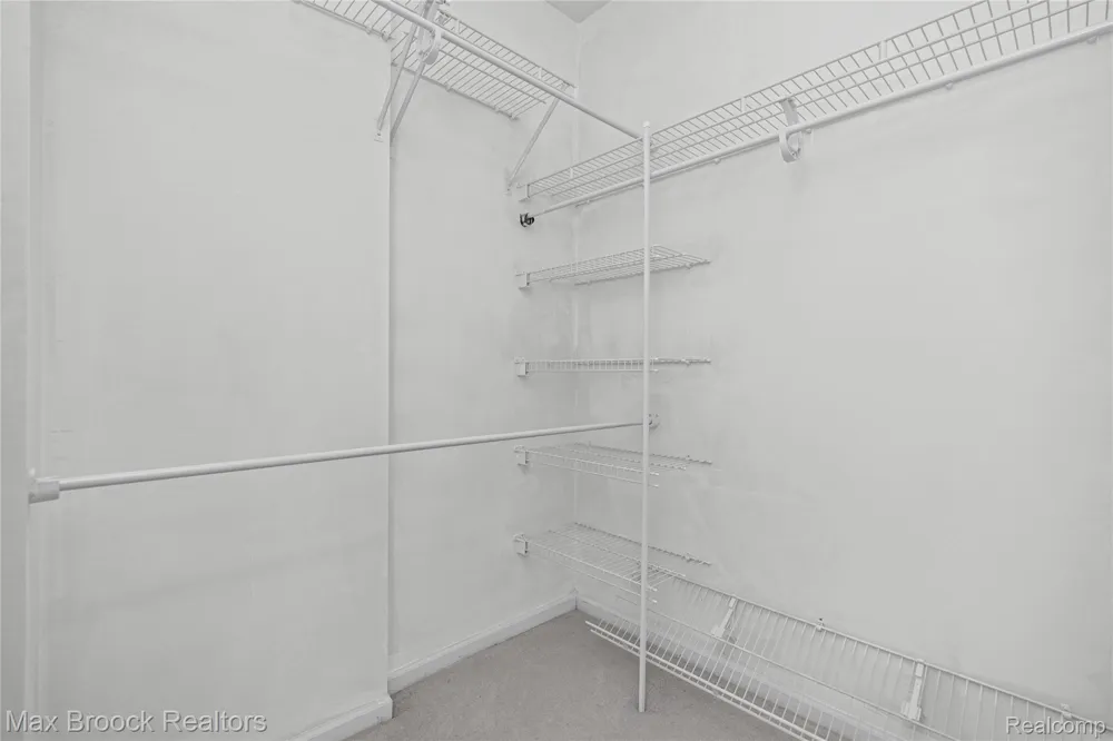 35263 Kings Forest Boulevard Clinton Charter Township, MI 48035