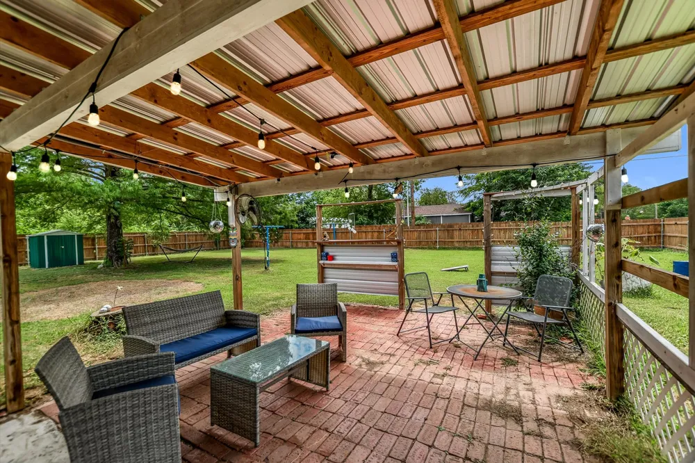 407 Hill Street Smithville, TX 78957