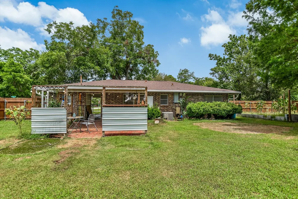 407 Hill Street Smithville, TX 78957