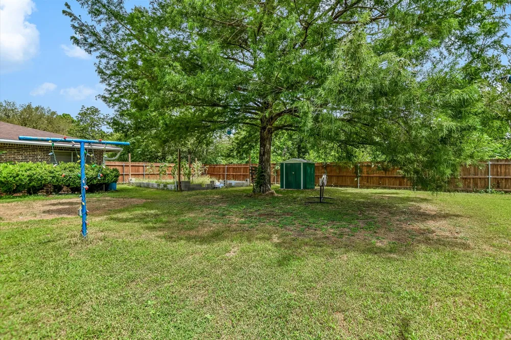 407 Hill Street Smithville, TX 78957