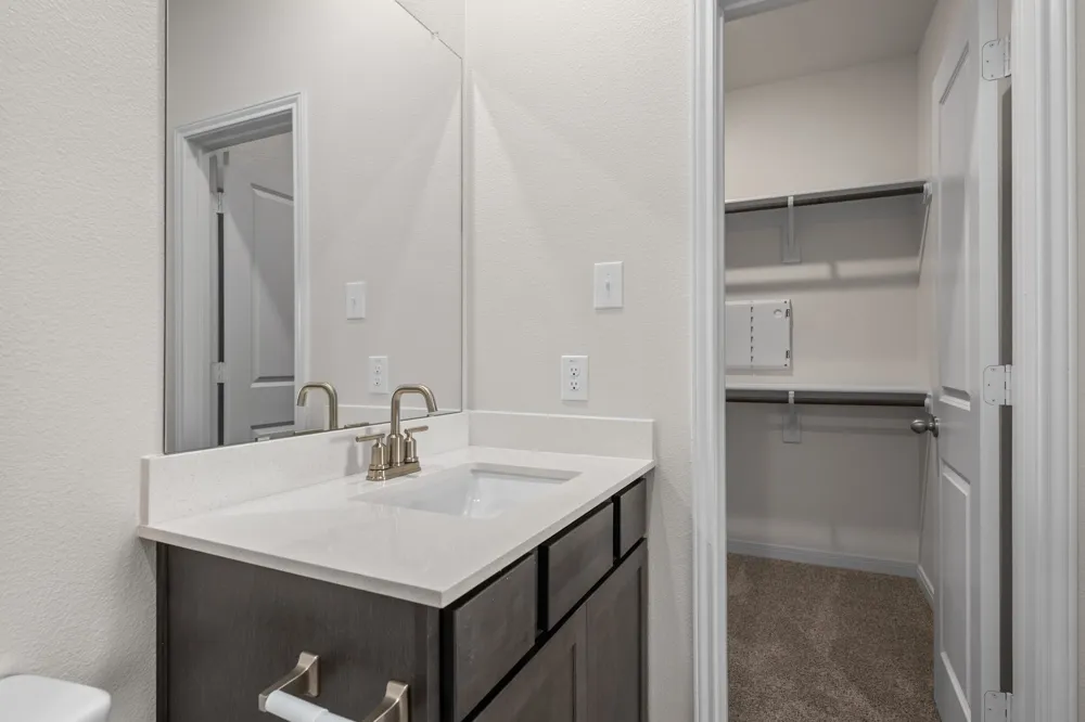 8325 White Wolf Trail Ponder, TX 76259