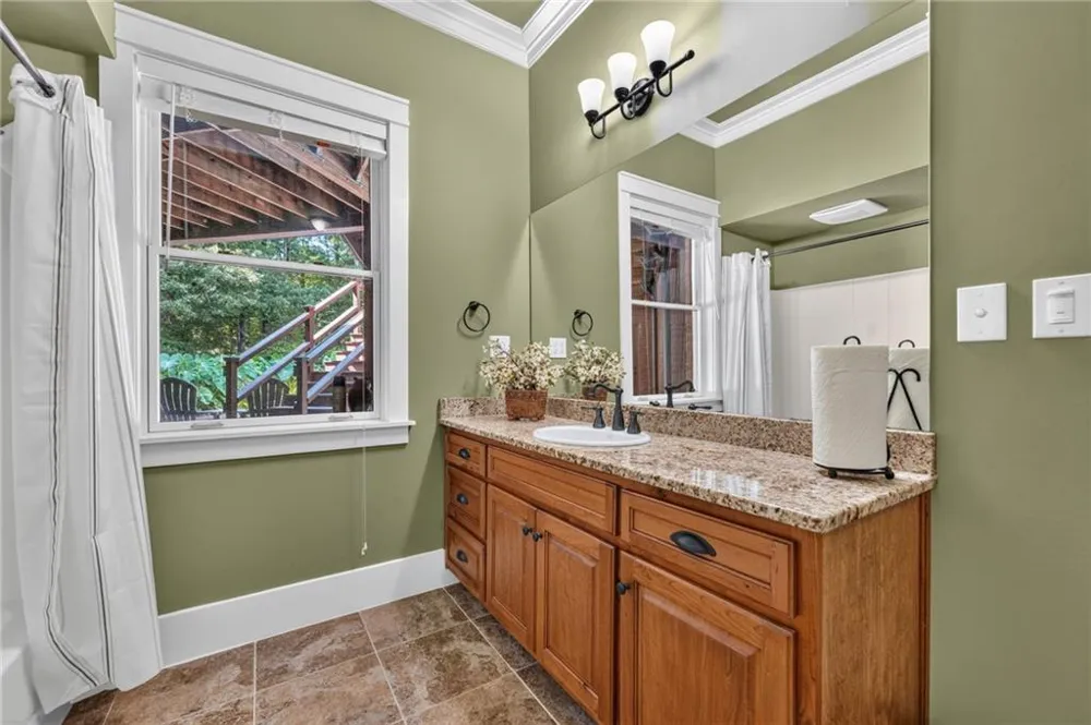 50 Brookview Place Oxford, GA 30054
