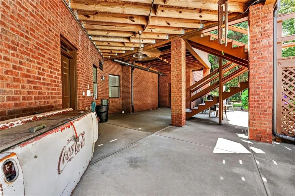 50 Brookview Place Oxford, GA 30054