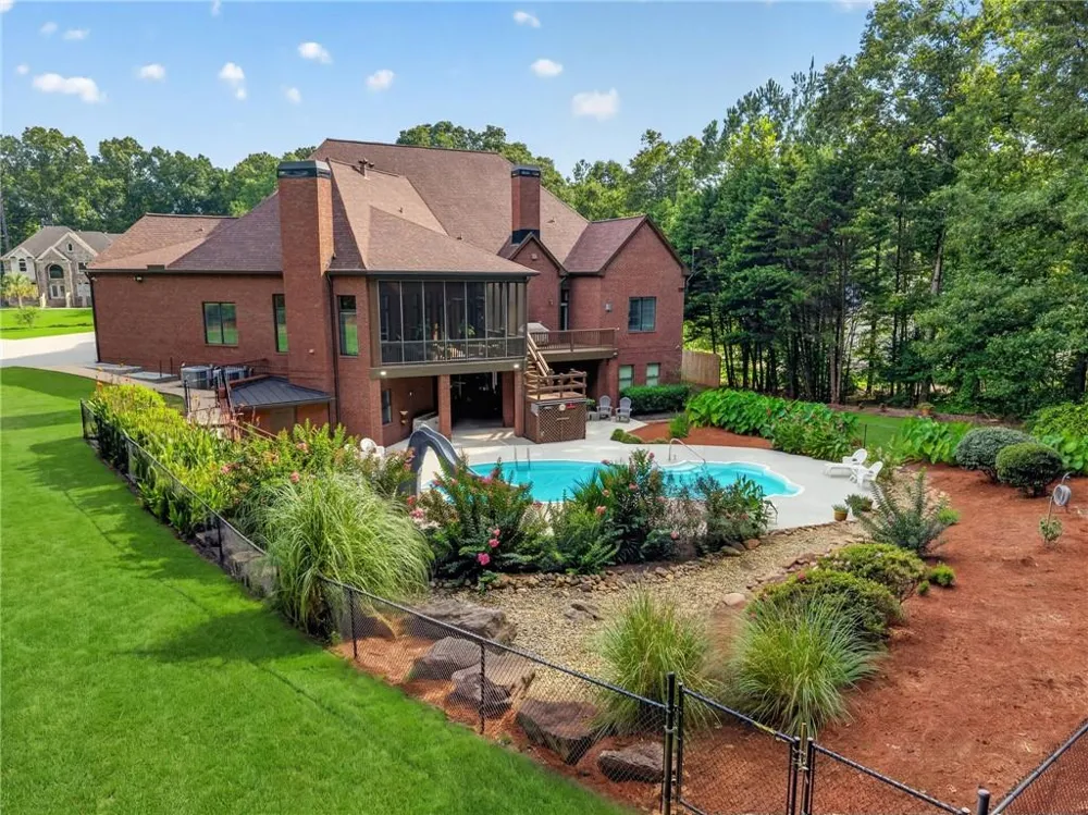 50 Brookview Place Oxford, GA 30054