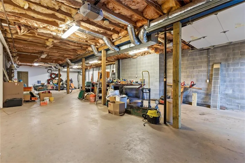 1217 Old Bethel Road Chickamauga, GA 30707