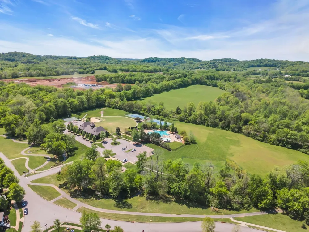 2840 Americus Dr Thompsons Station, TN 37179