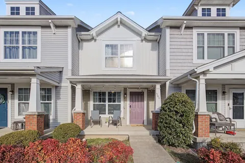 580 Bradburn Village Cir