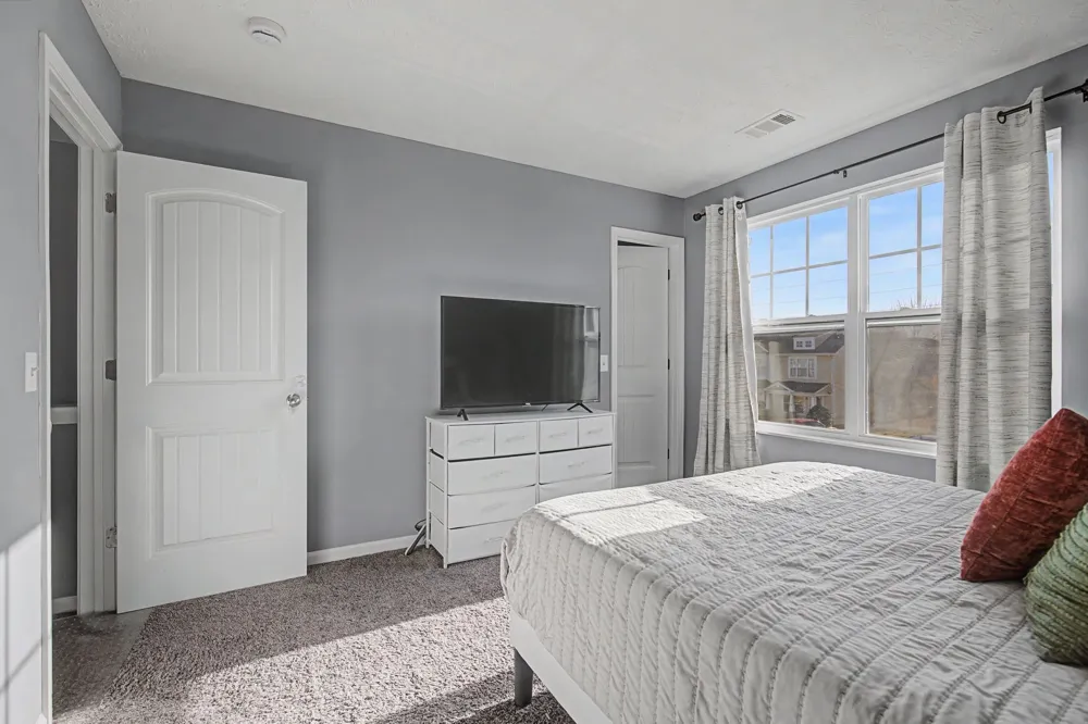 580 Bradburn Village Cir Antioch, TN 37013