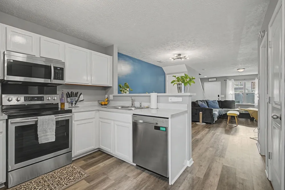 580 Bradburn Village Cir Antioch, TN 37013