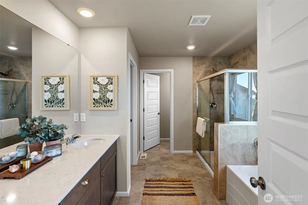 1379 Baker Heights Loop Bremerton, WA 98312