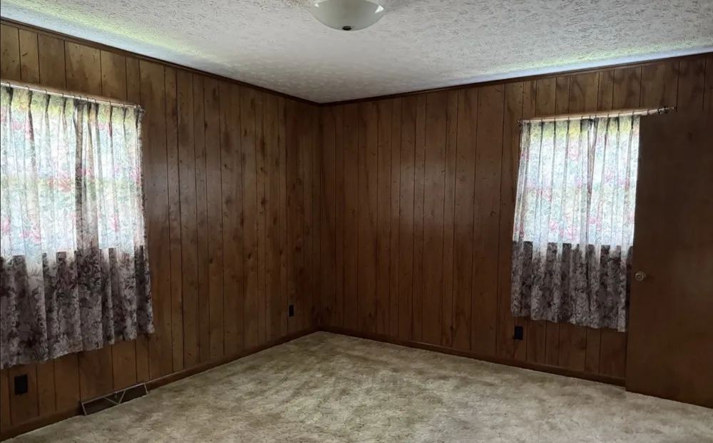 637 Sheehy Rd Mc Ewen, TN 37101