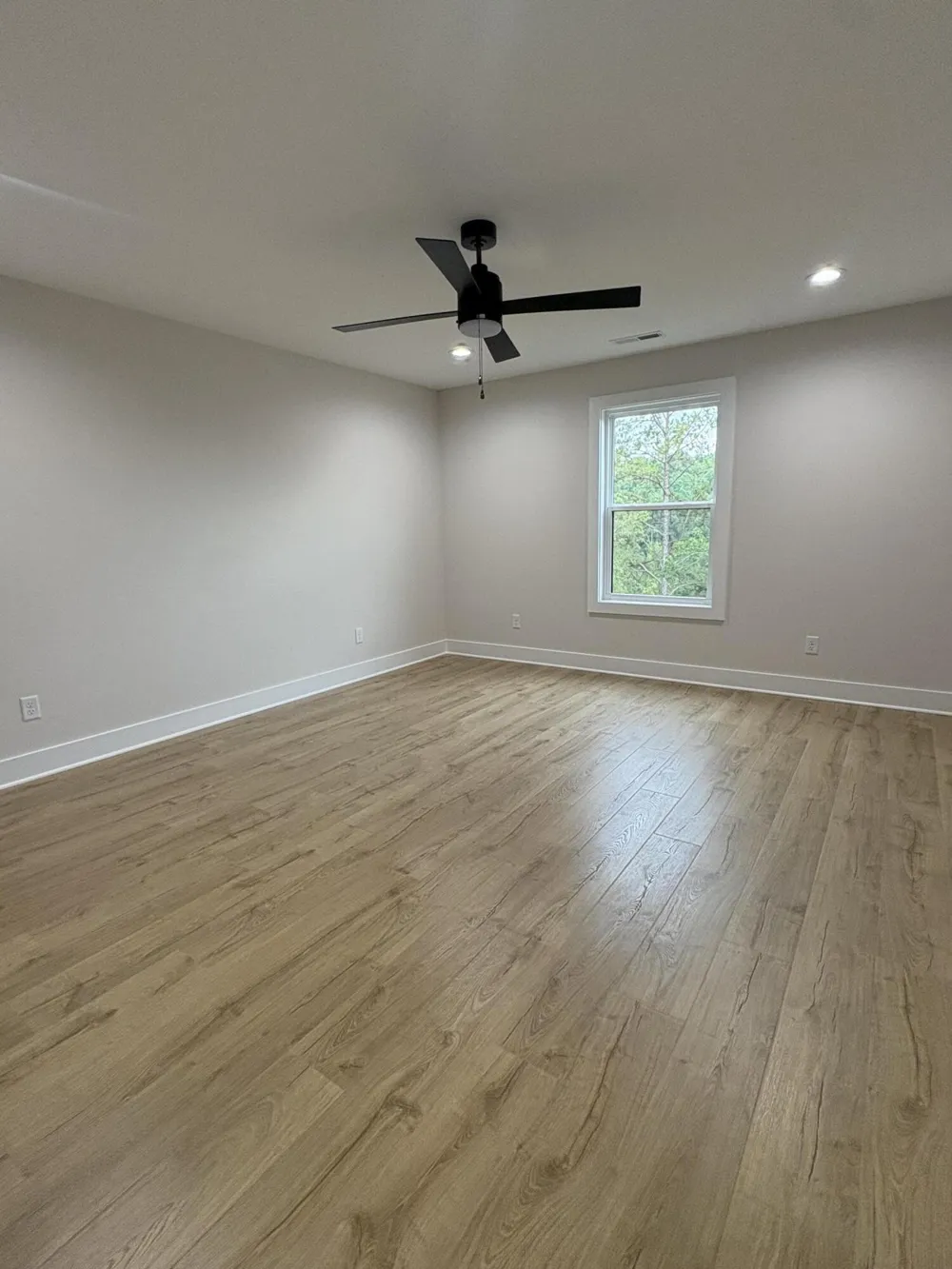 5681 Skyla S Way Ooltewah, TN 37363
