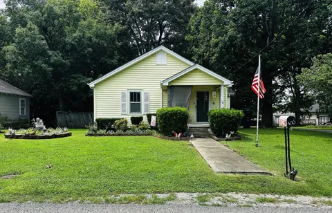 400 Ray St