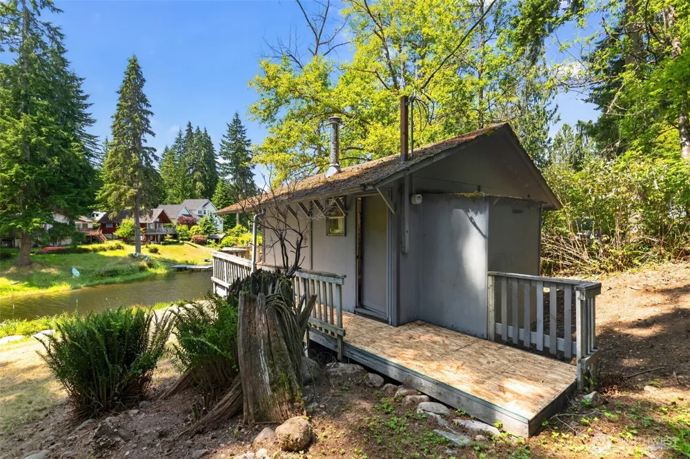 19539 330th Avenue NE Duvall, WA 98019
