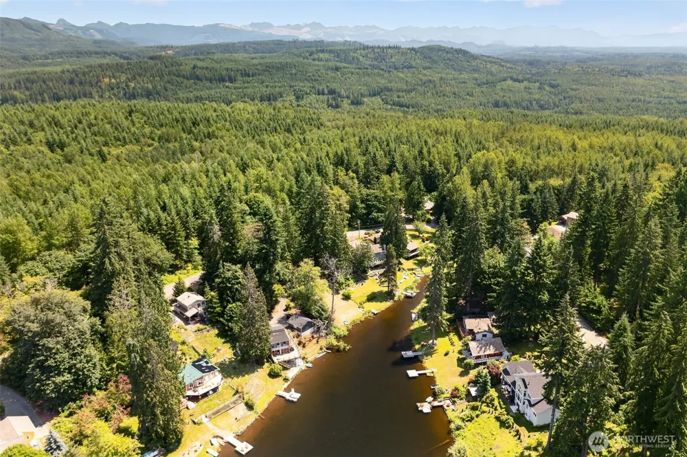 19539 330th Avenue NE Duvall, WA 98019