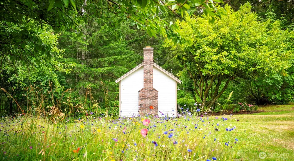 19680 Noll Road Poulsbo, WA 98370
