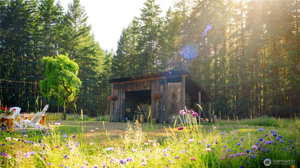 19680 Noll Road Poulsbo, WA 98370