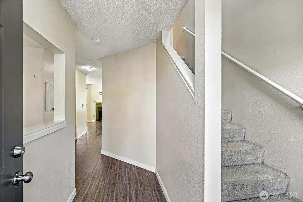 23801 12th Place S #2103 Des Moines, WA 98198