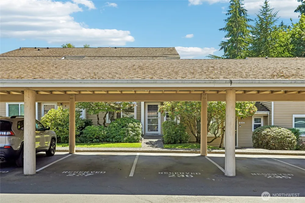 23801 12th Place S #2103 Des Moines, WA 98198