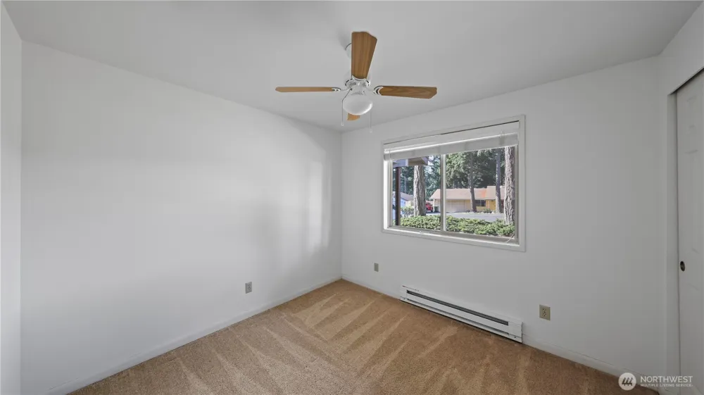 368 NW Columbia Drive Oak Harbor, WA 98277
