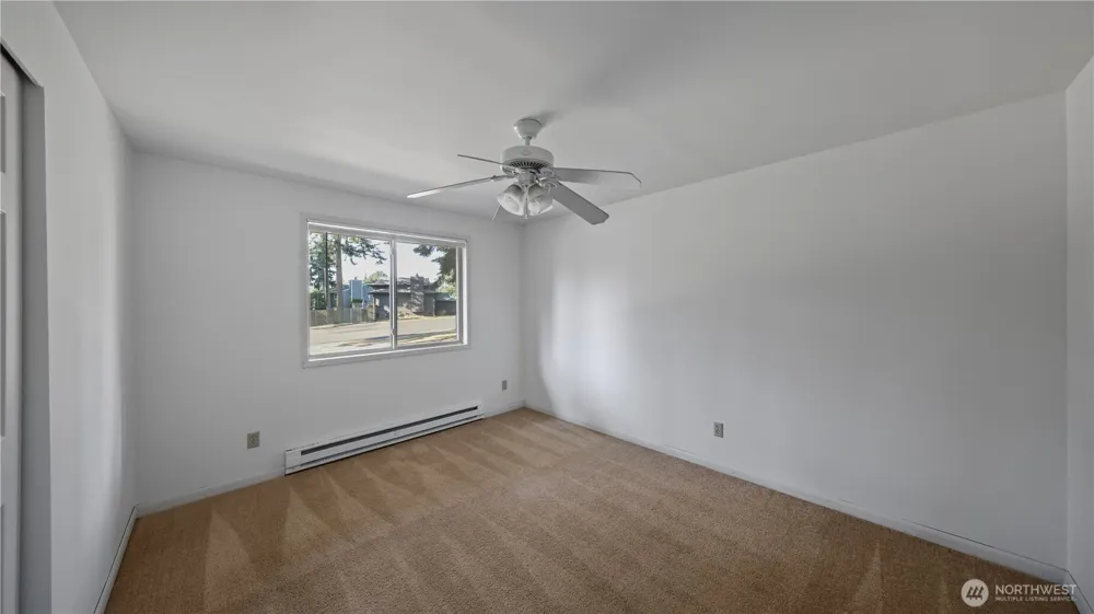 368 NW Columbia Drive Oak Harbor, WA 98277