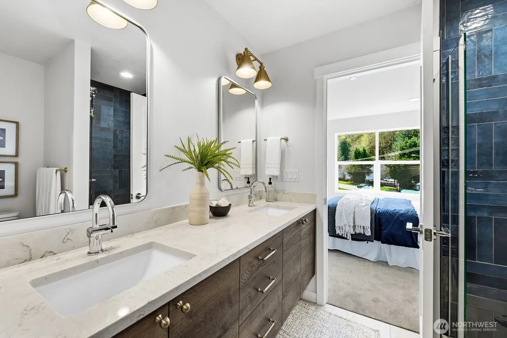 749 7th Avenue NW Issaquah, WA 98027