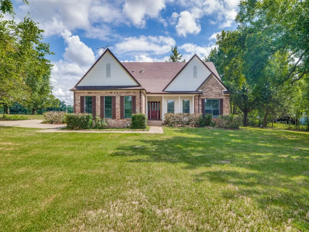 11578 US Highway 80 Fruitvale, TX 75127