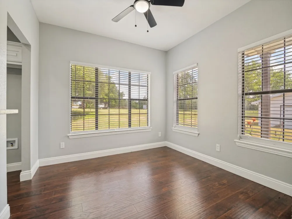 11578 US Highway 80 Fruitvale, TX 75127