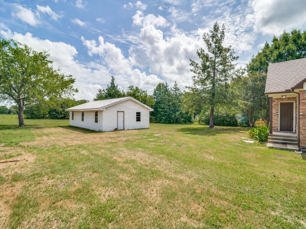 11578 US Highway 80 Fruitvale, TX 75127