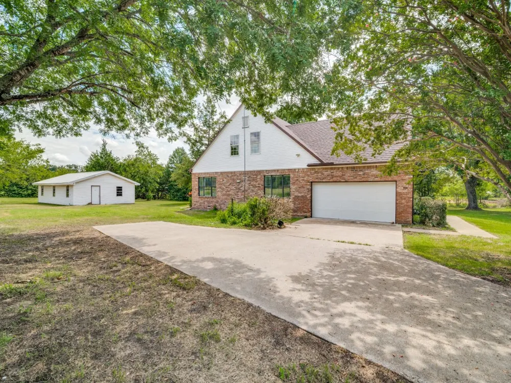 11578 US Highway 80 Fruitvale, TX 75127